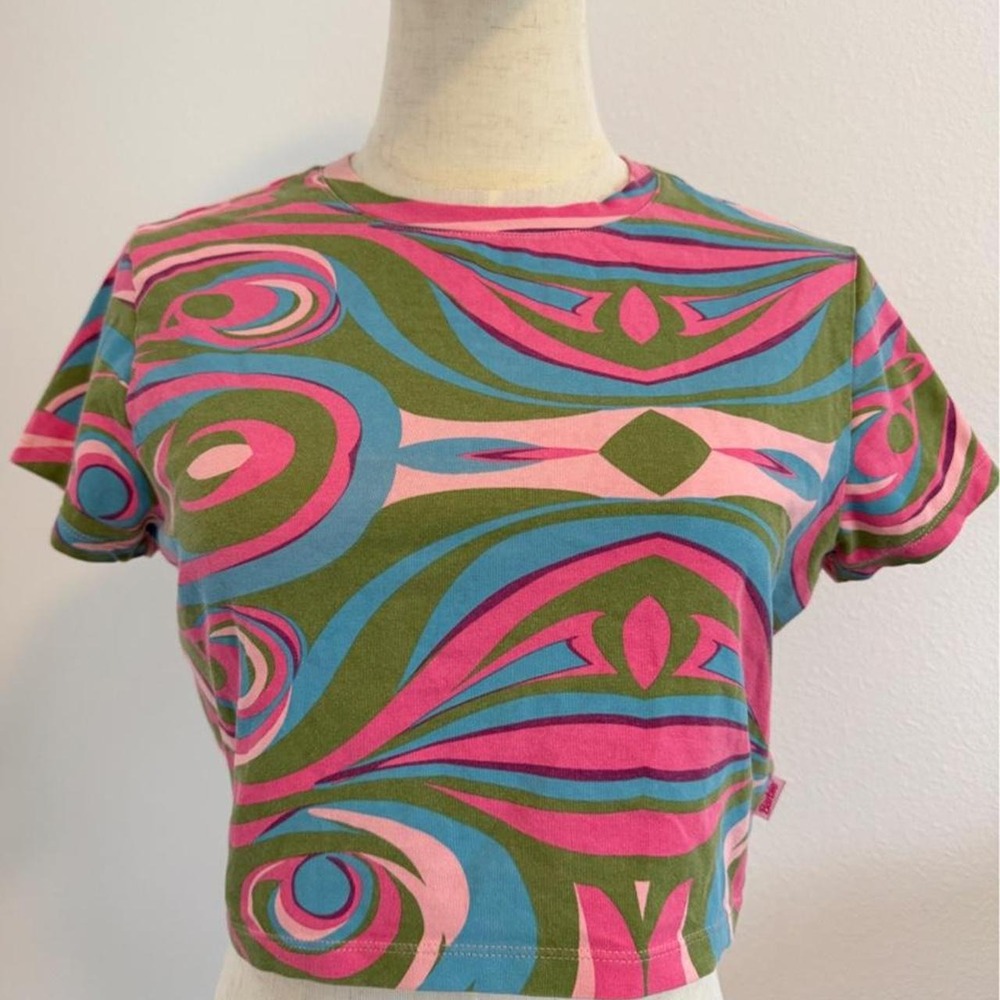 Limited Edition Vans x Barbie 2023 Flow Fitted Crop Top Multicolor Swirl Medium